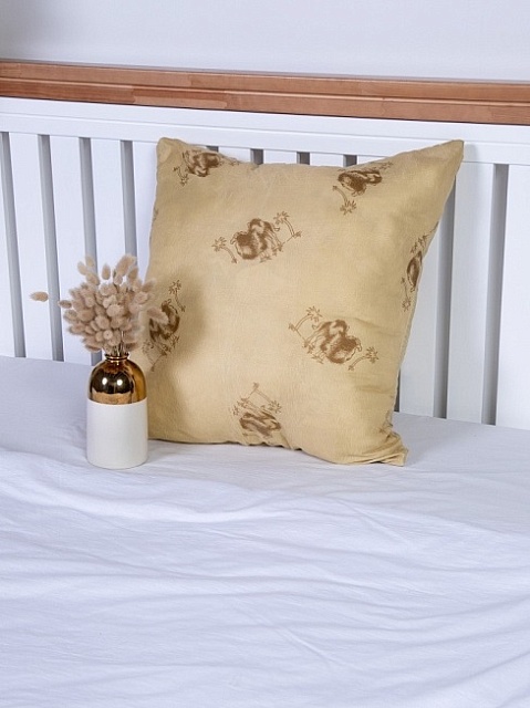 Подушка "Верблюжья шерсть" полиэстер эконом (Полиэфирное волокно), 40*40см