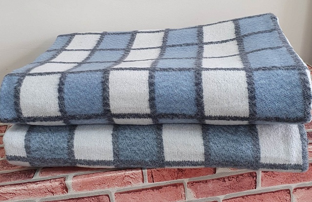 Одеяло полушерстяное 50% шерсть, 50% пэ 500гр. ОПШ-2 , 140x205 см