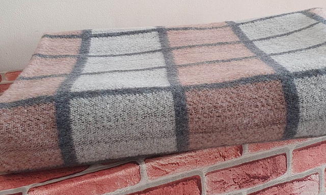 Одеяло полушерстяное 50% шерсть, 50% пэ 500гр. ОПШ-2 , 140x205 см