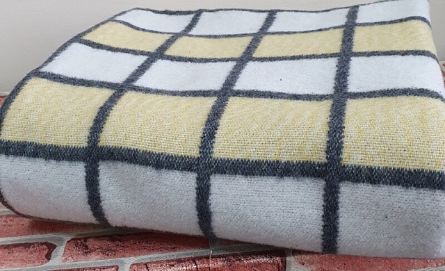 Одеяло полушерстяное 50% шерсть, 50% пэ 500гр. ОПШ-2 , 140x205 см