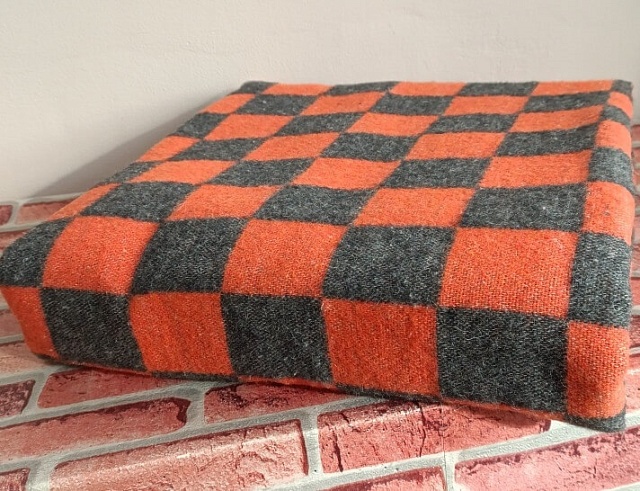 Одеяло полушерстяное 50% шерсть, 50% пэ 400гр. ОПШ-1, 140x205 см