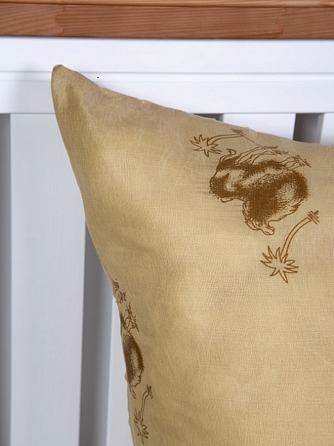 Подушка "Верблюжья шерсть" полиэстер эконом (Полиэфирное волокно), 40*40см