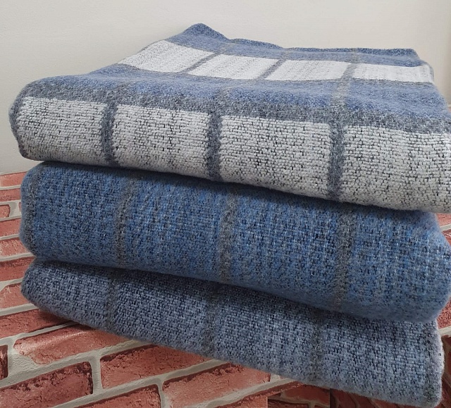 Одеяло полушерстяное 50% шерсть, 50% пэ 400гр. ОПШ-1, 140x205 см