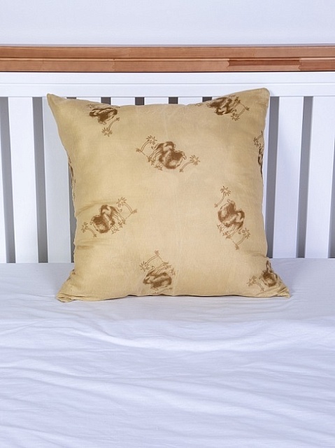 Подушка "Верблюжья шерсть" полиэстер эконом (Полиэфирное волокно), 40*40см