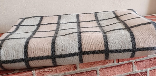 Одеяло полушерстяное 50% шерсть, 50% пэ 500гр. ОПШ-2 , 140x205 см